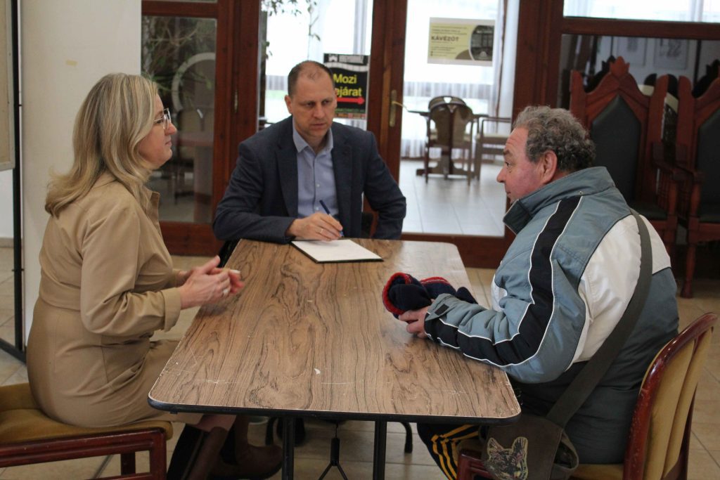 Czirbus Gábor, fogadóóra, Makó