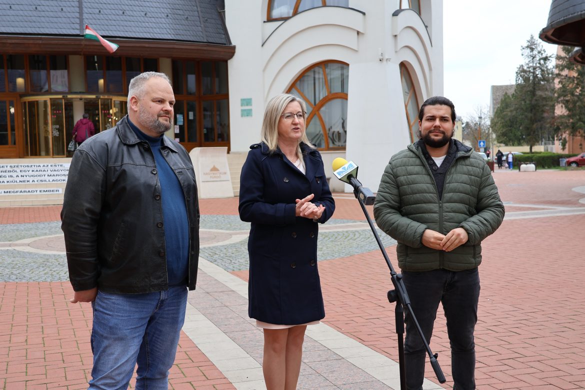 Csücsür ünnep, Makó, beharangozó sajtótájékoztató, Farkas Éva Erzsébet, Kiss Ádám