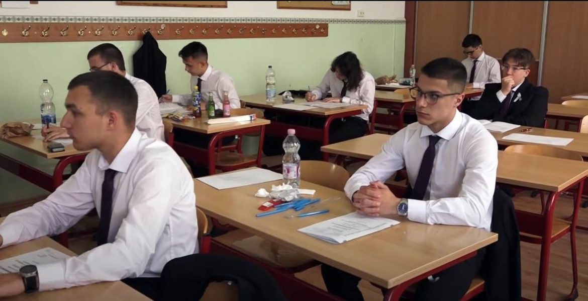 Makó, érettségiző diákok, felvételi