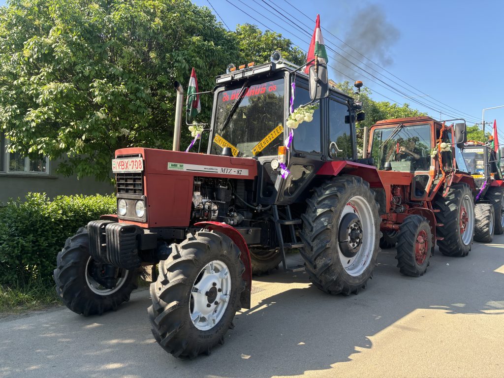 traktoros ballagás, Galamb