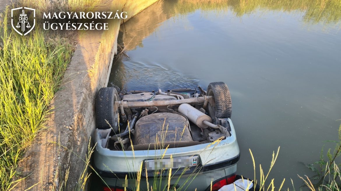 öntözőcsatornába borult autójával egy fiatalkorú, Csongrád-Csanád vármegye