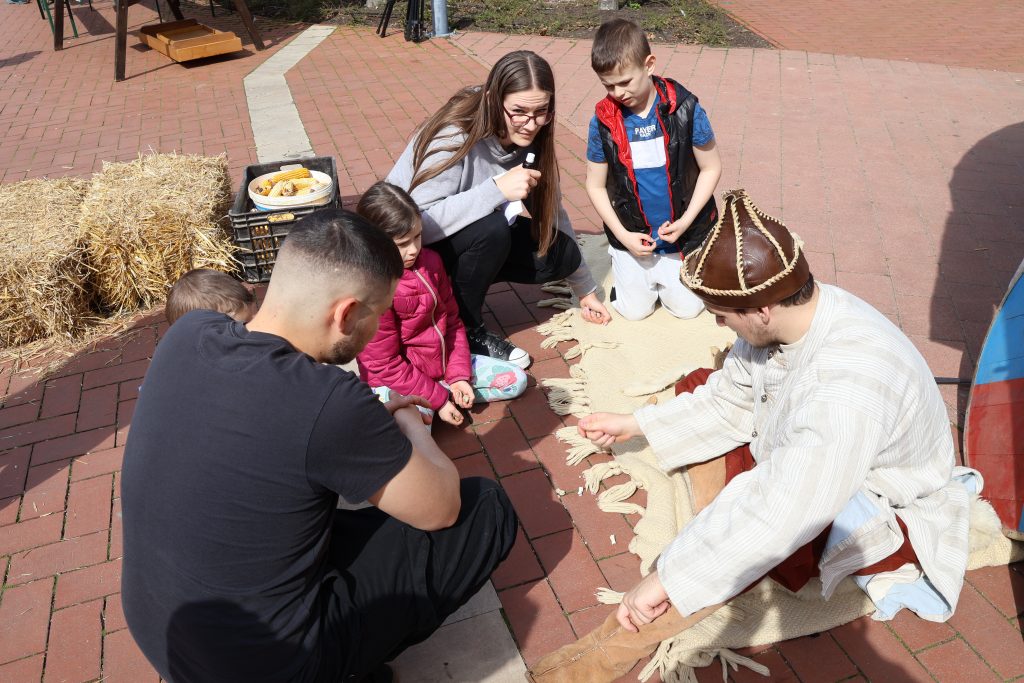 Bökény Népe, 10. századi, jurta
