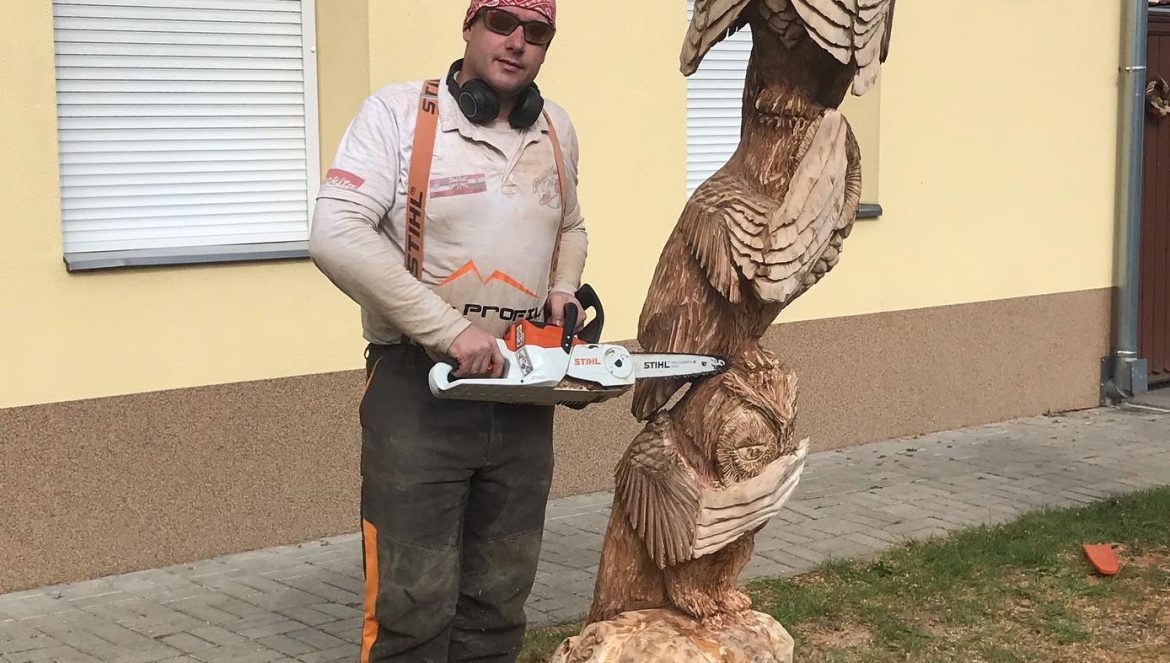 Bede Danijel, Földeák, faszobor