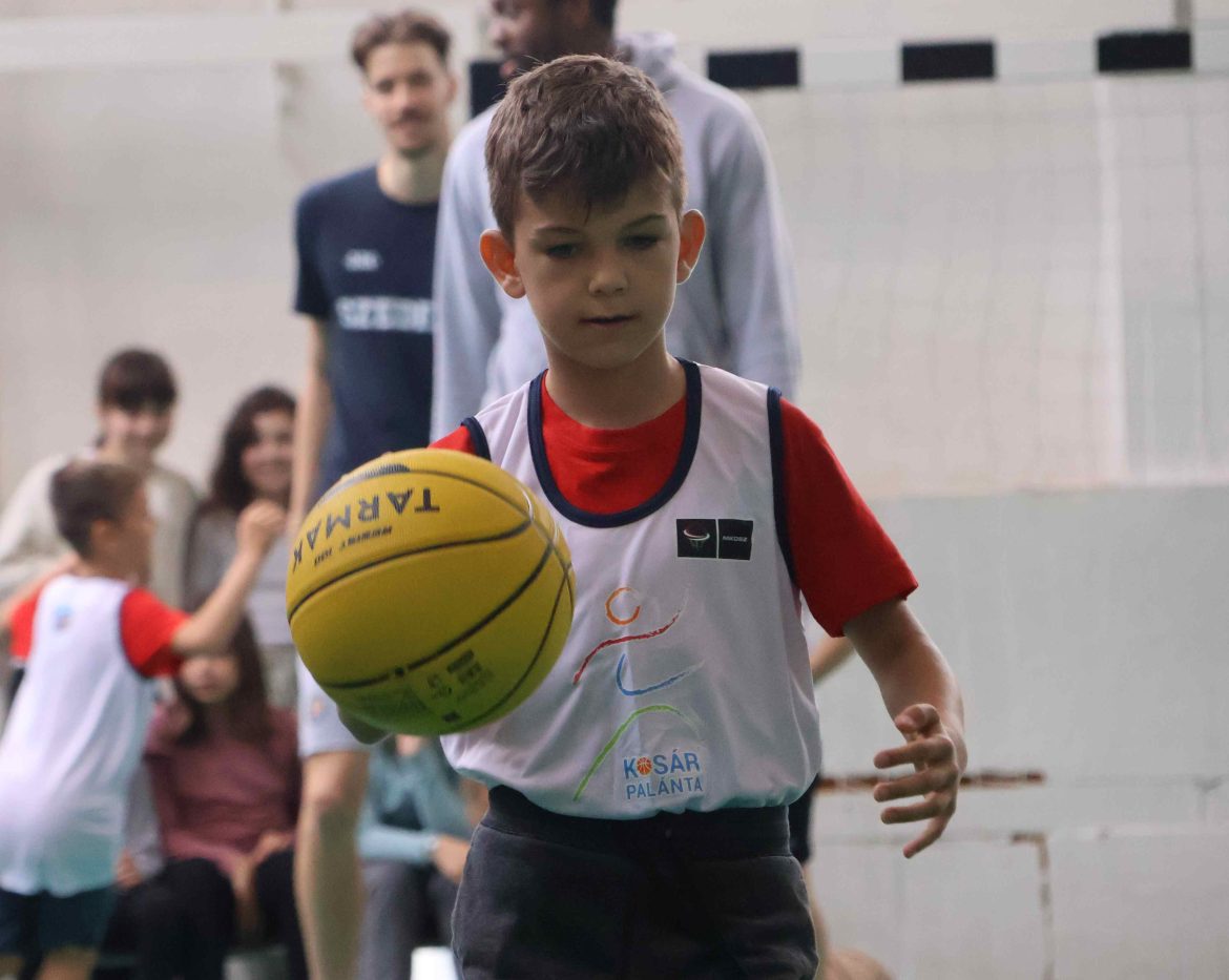 Szedeák, Kálvin Téri Református Általános Iskola