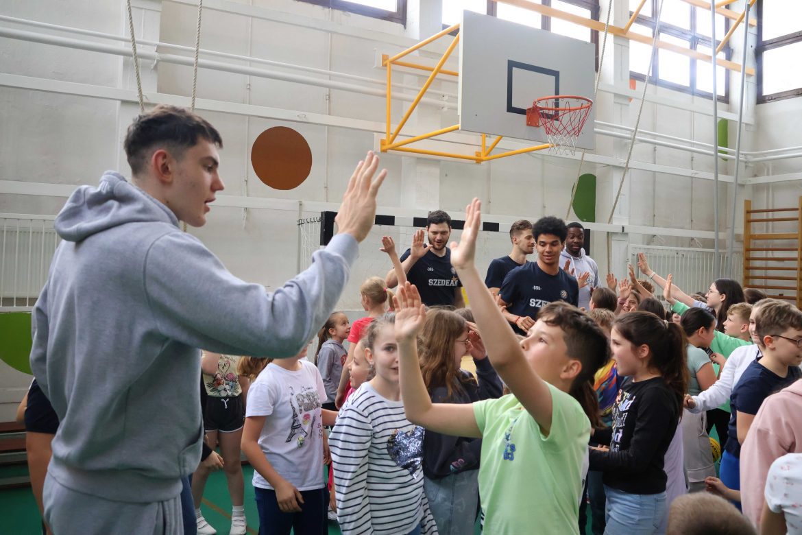 Szedeák, Kálvin Téri Református Általános Iskola