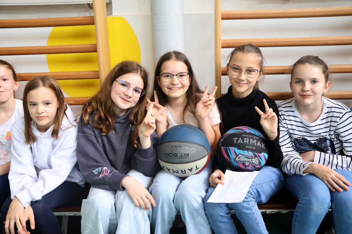 Szedeák, Kálvin Téri Református Általános Iskola