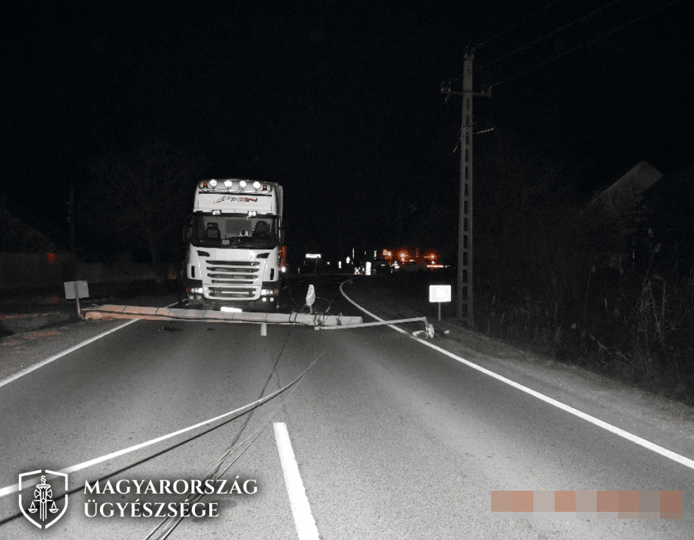 kidöntött sorompó, baleset, fotó: ügyészség