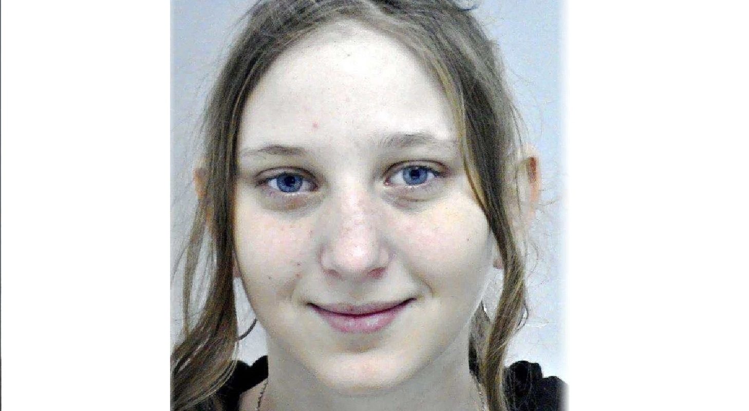 Balogh Beatrix Edit, 17 éves lány, eltűnt, fotó: police.hu