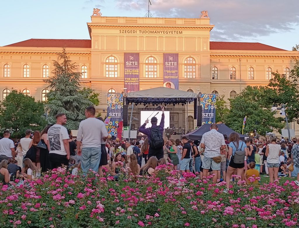 SZTE, Szegedi Tudományegyetem, felvételi ponthatárok, Pont Ott Parti, Szeged, fotó: Jeszenszky Zoltán