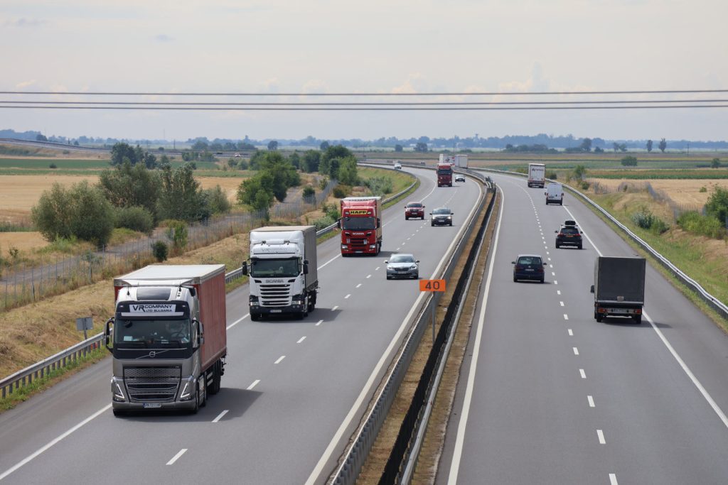 kényelmi díj, autópálya, matrica