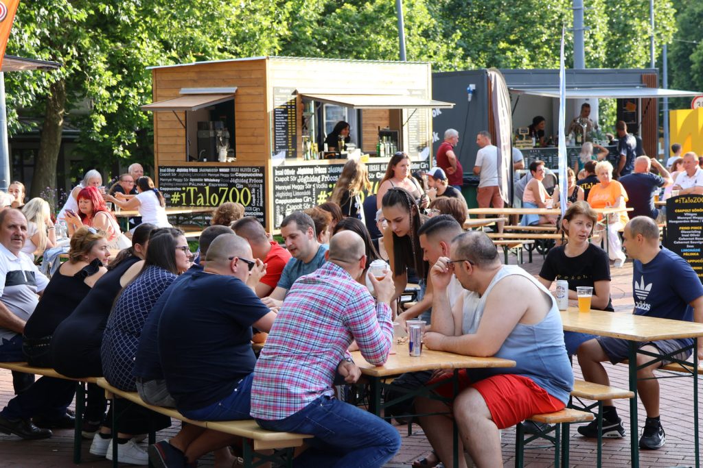 BEERlak Sörfesztivál, Makó, szombat