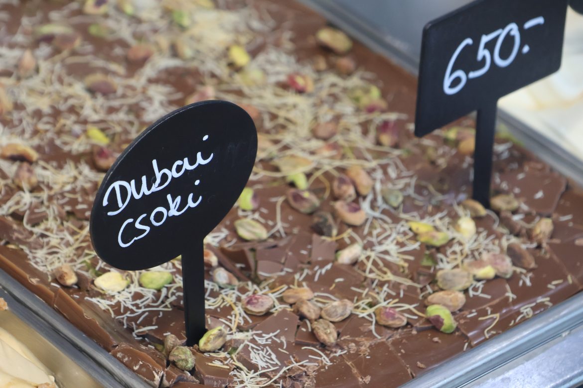 fagylalt, fagylaltkörkép, Makó, Papp fagyizó, fotó: Miklós András