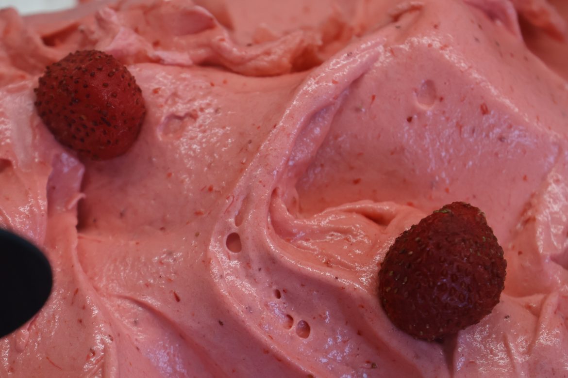 fagylalt, fagylaltkörkép, Makó, Papp fagyizó, fotó: Miklós András