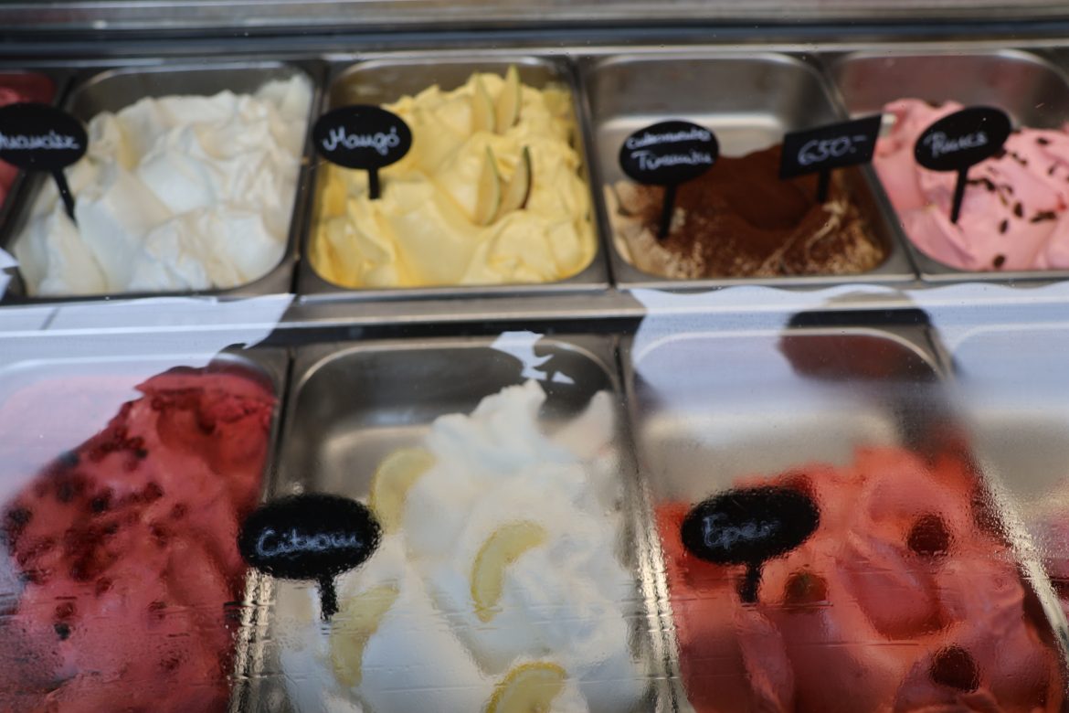 fagylalt, fagylaltkörkép, Makó, Papp fagyizó, fotó: Miklós András