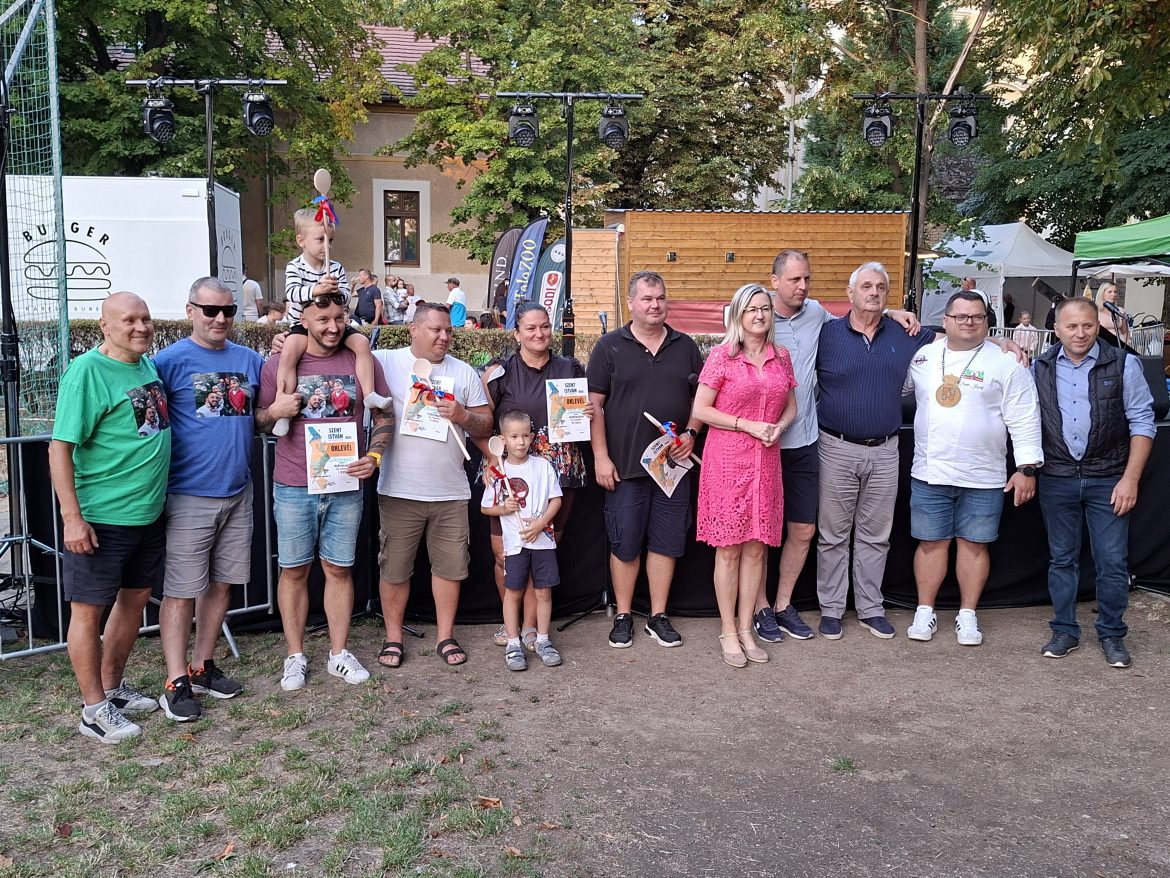 Szent_István_téri_nap_díjazottak