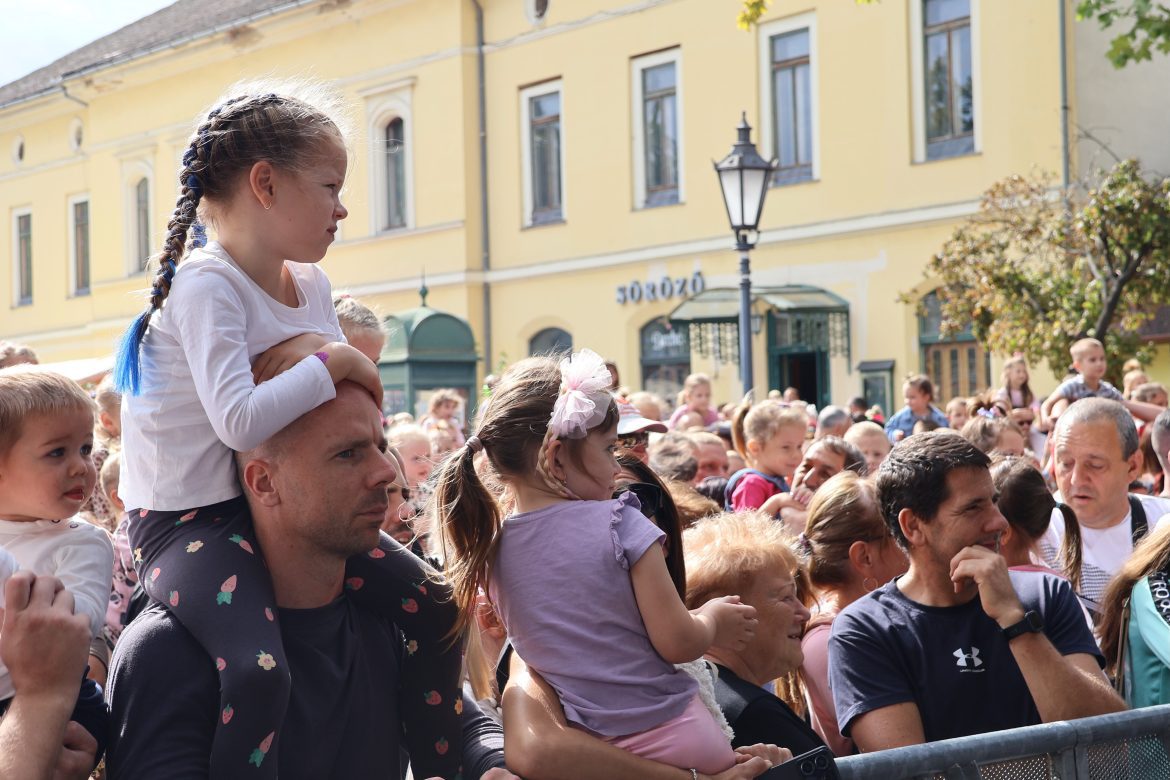 Brandnyúl, Makó, Hagymafesztivál, Széchenyi tér, 2025. szeptember 14. fotó: Jeszenszky Zoltán