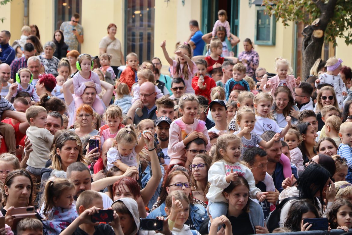 Brandnyúl, Makó, Hagymafesztivál, Széchenyi tér, 2025. szeptember 14. fotó: Jeszenszky Zoltán