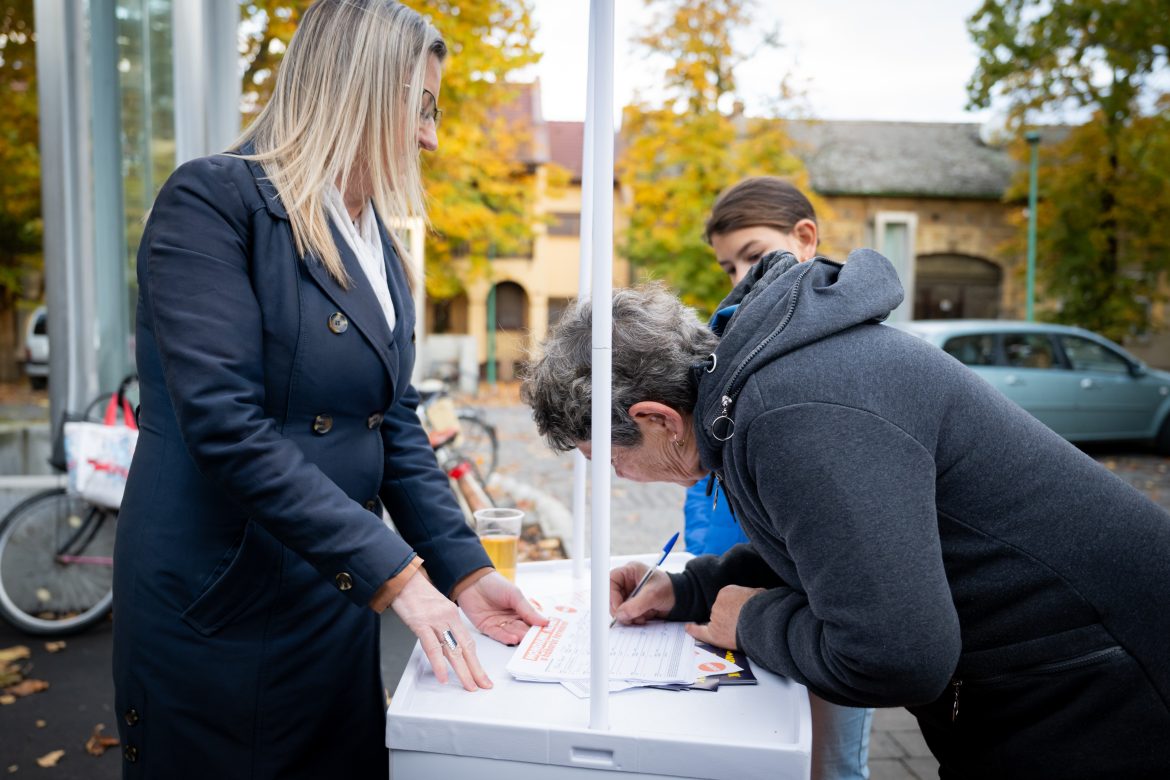 Lázár János piac11