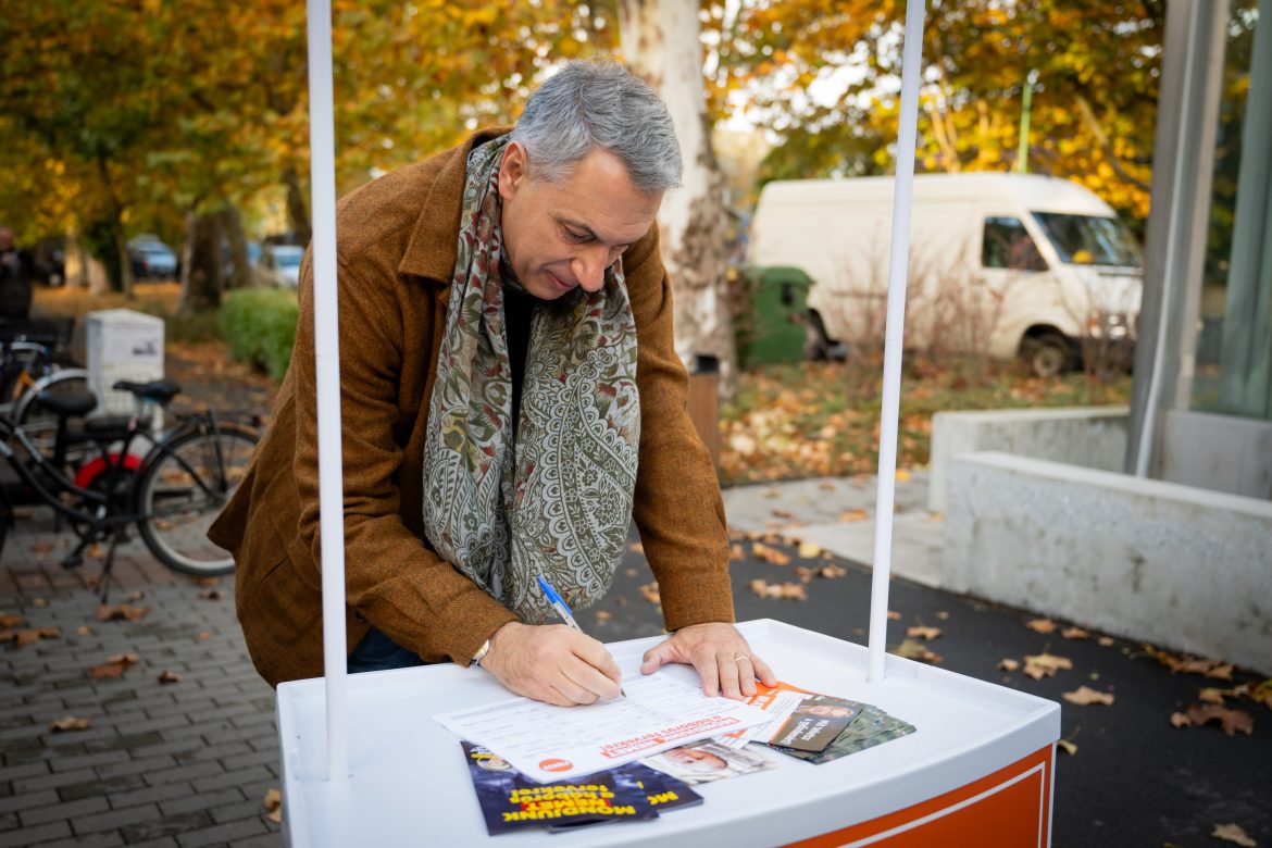 Lázár János piac11