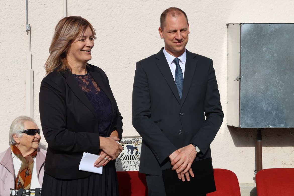 Nagylak_1956_os_megemlékezés_fotó_Jeszenszky_Zoltán01