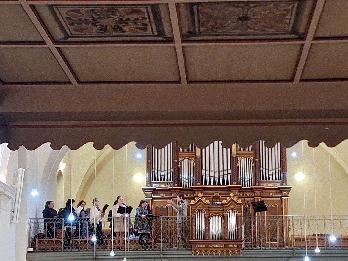 Adventi kórushangverseny az Ótemplomban