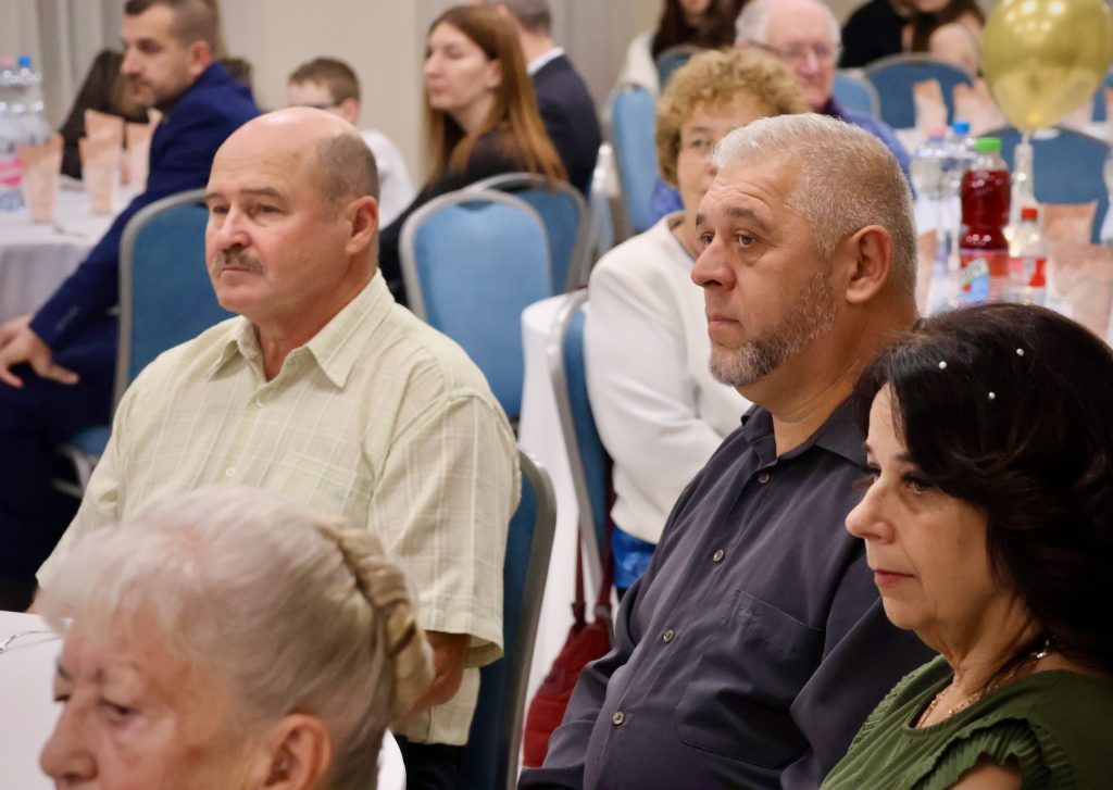 Bállal ünnepelte születésnapját a Makói Nagycsaládosok Egyesülete a Korona Szállóban 2025. november 22-én. Fotó: Jeszenszky Zoltán