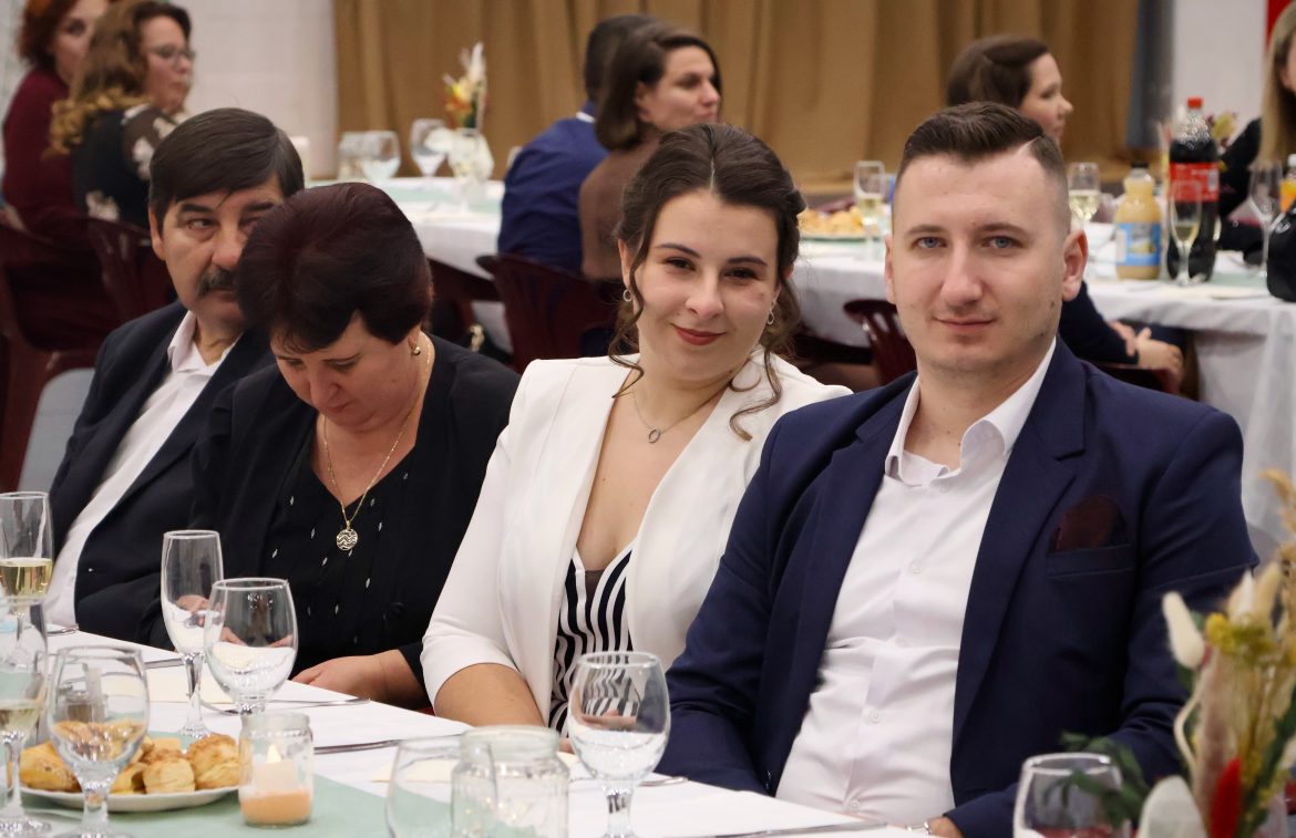 Szignum_Erzsébet-bál_fotó_Jeszenszky_zoltán12