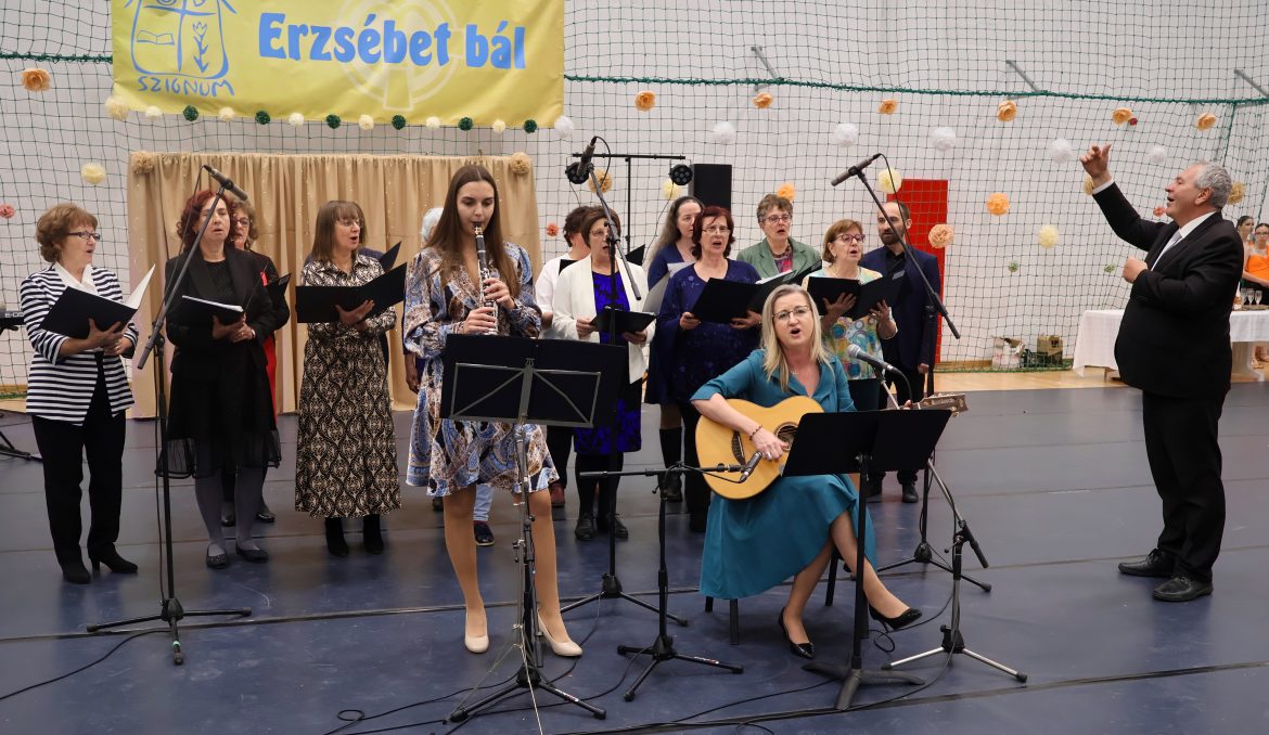 Szignum Kéttannyelvű Egyházi Általános Iskola, Erzsébet-bál, 2025. november 22., Makó, fotó: Jeszenszky Zoltán