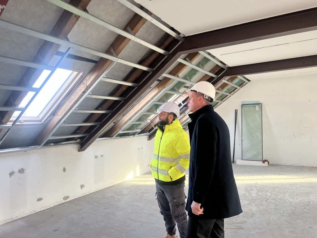 HSZC, bejárás, építkezés