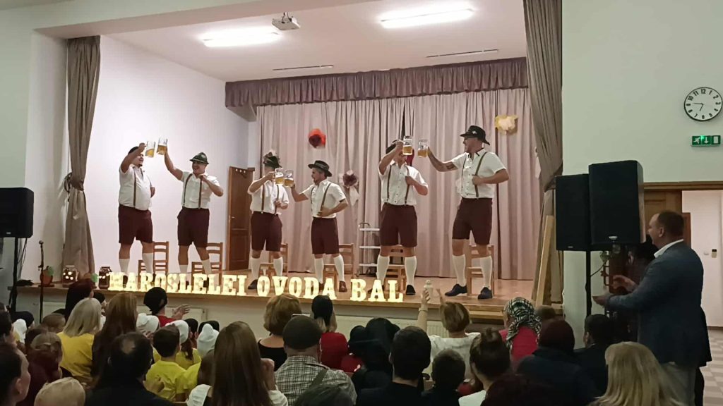 Maroslele, óvodabál, jótékonyság