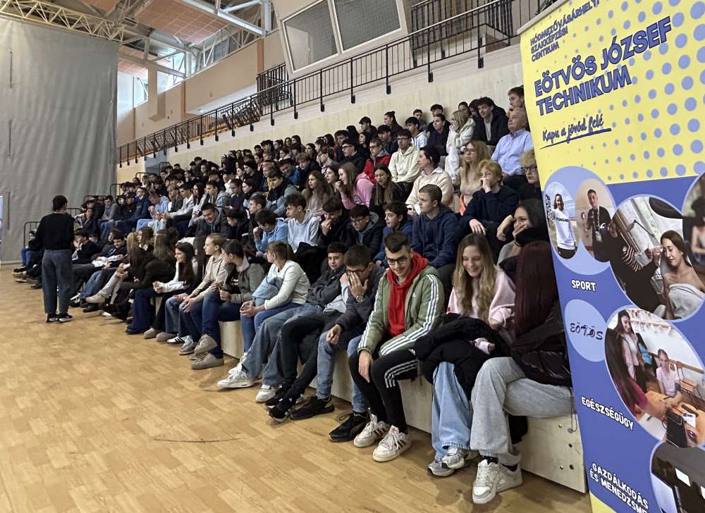 Sport Workshopot szervezett a Hódmezővásárhelyi Eötvös József Technikum a Balogh Imsi Sport Arénában.