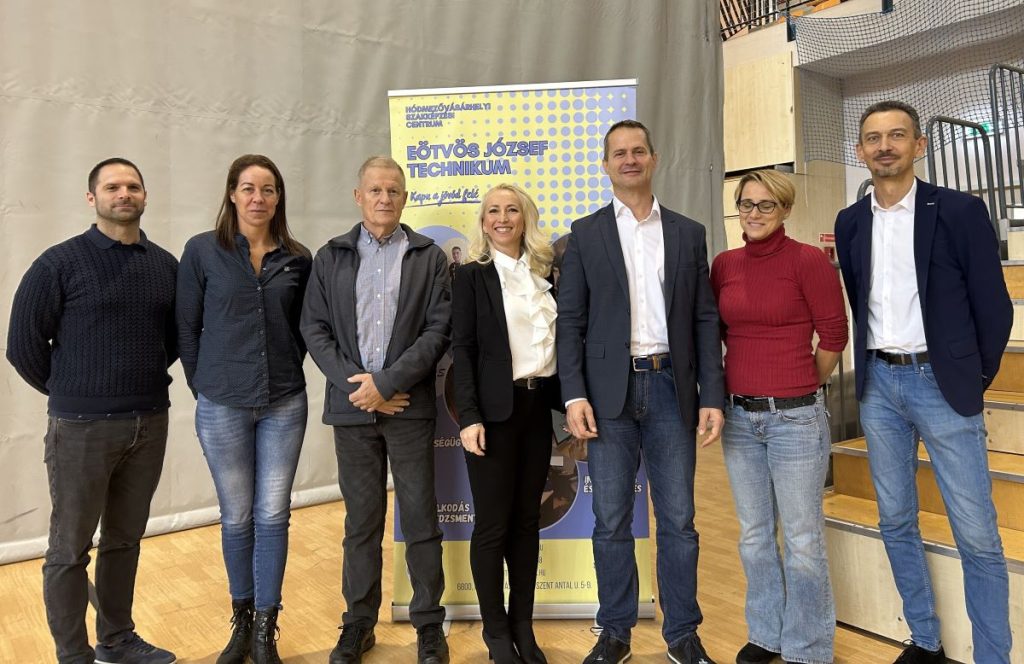 Sport Workshopot szervezett a Hódmezővásárhelyi Eötvös József Technikum a Balogh Imsi Sport Arénában.