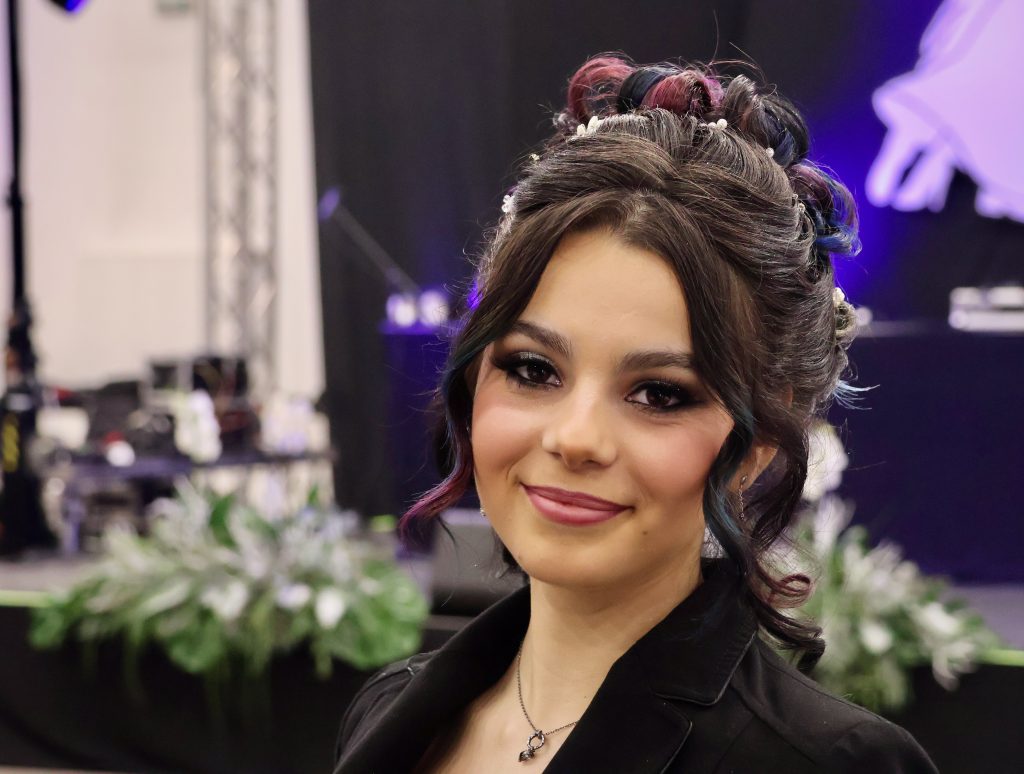 Hódmezővásárhelyi SZC Makói Návay Lajos Technikum és Kollégium szalagavató bálja. Makó, 2025. december 6., fotó: Jeszenszky Zoltán, a képen Kovács Lara