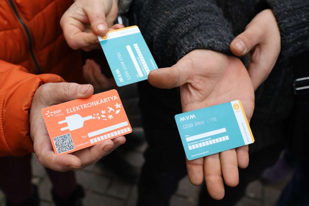 Makó, gáz- és villanyóra, kártyás feltöltés