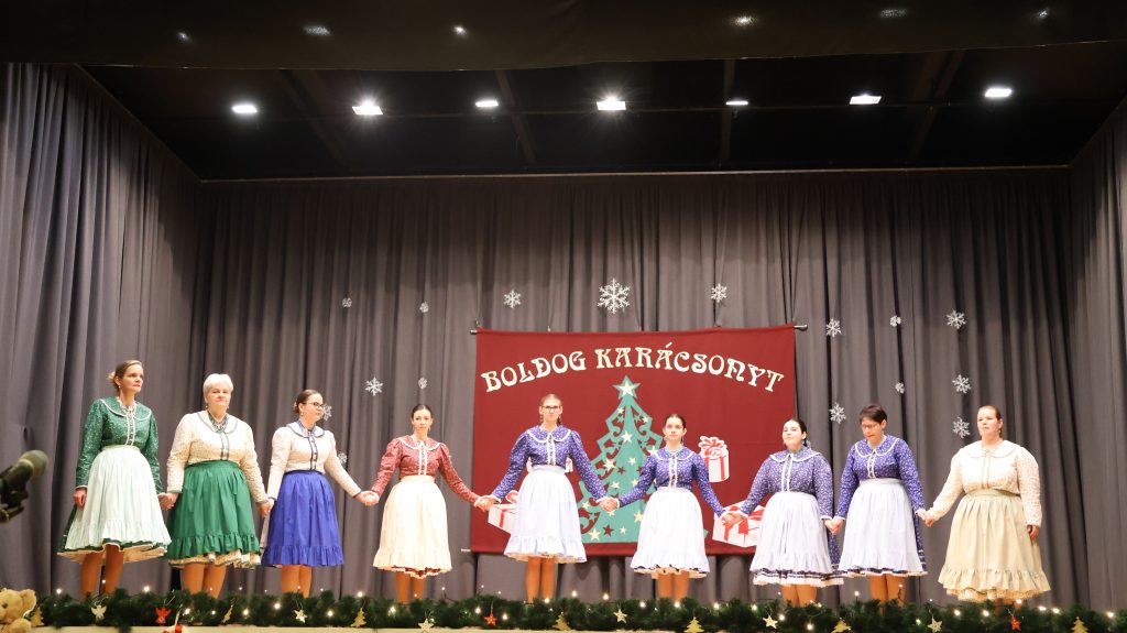 Nagylak, falukarácsony, Mikulás