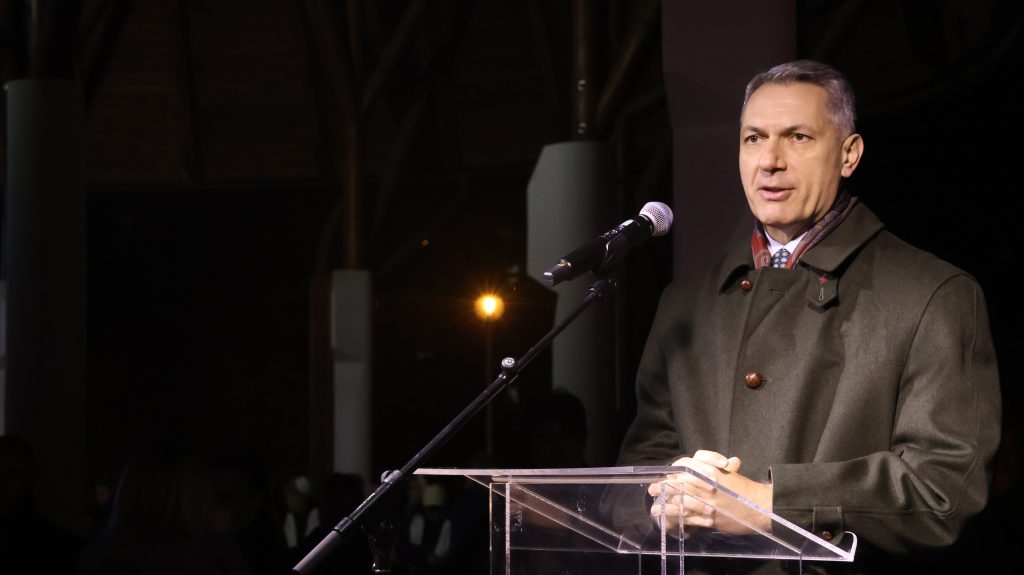 Makó, 4. gyertyagyújtás, Lázár János