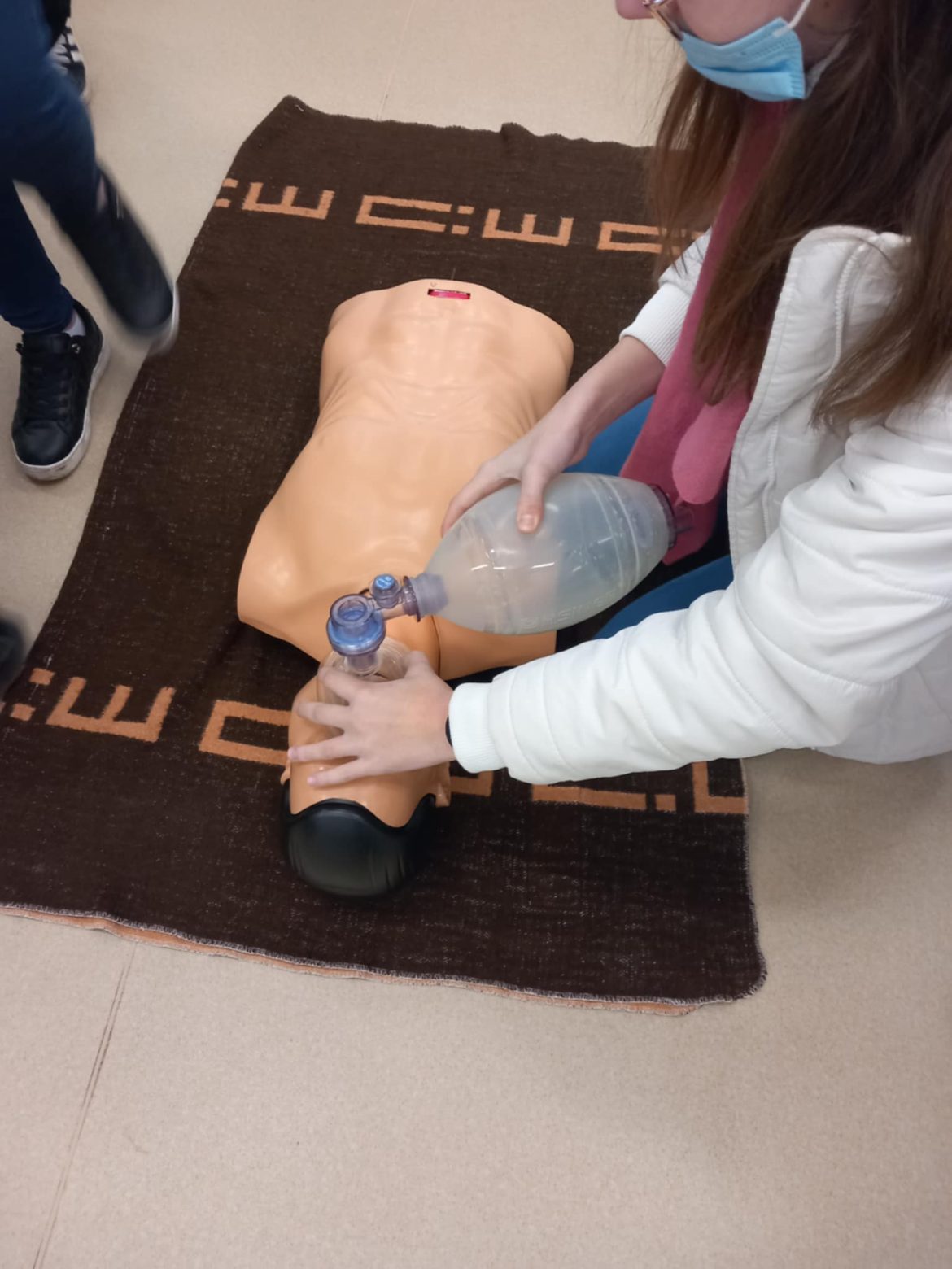 szakmai_workshop_Eötvös09 Eötvös-technikum diákjai a hódmezővásárhelyi Erzsébet kórházban. Fotó: HSZC Eötvös József Technikum