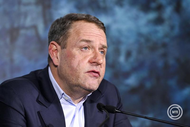 Guller Zoltán, a Magyar Turisztikai Ügynökség (MTÜ) elnöke a turizmus 2025. évi előzetes eredményeit értékelő sajtótájékoztatón Budapesten 2026. január 12-én. Fotó: MTI/Purger Tamás