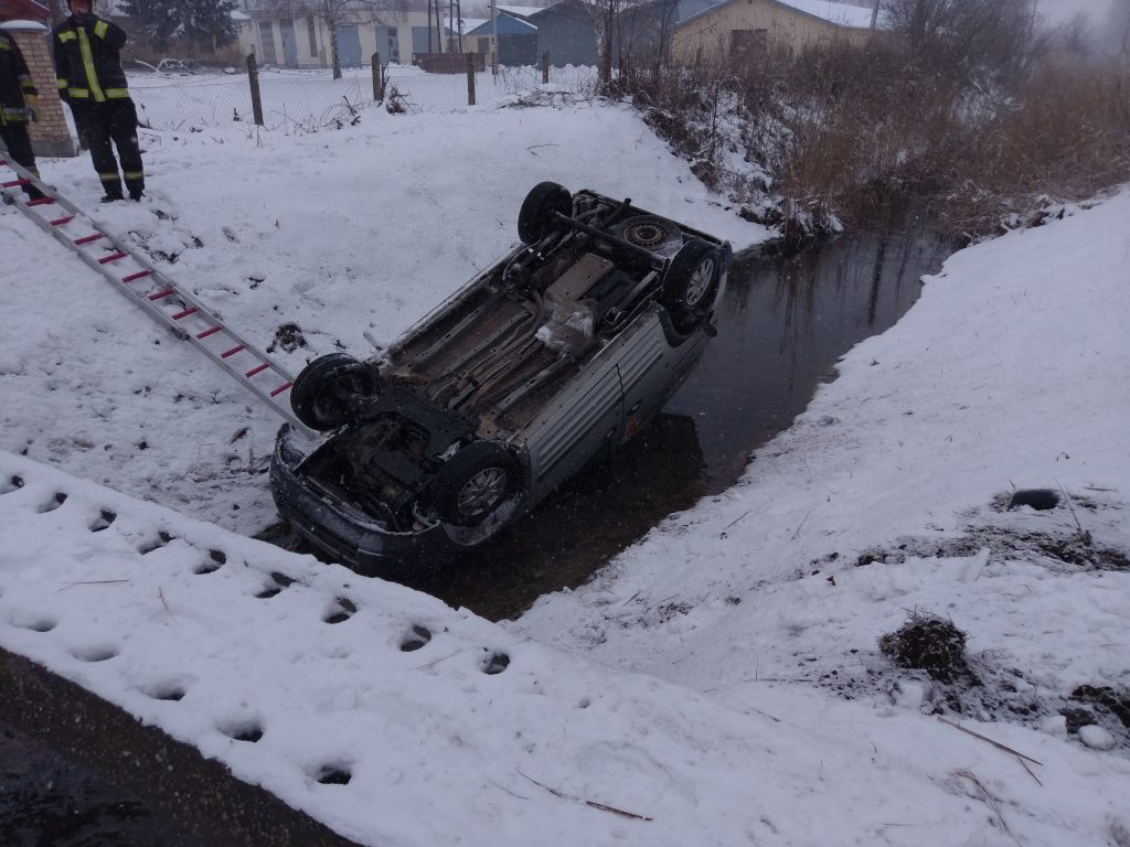 tűzoltók, havazás, Csongrád-Csanád vármegye, 2026. január fotó: Csongrád-Csanád Vármegyei Katasztrófavédelmi Igazgatóság