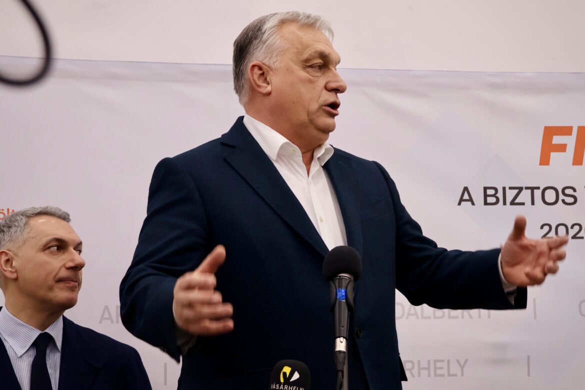 Orbán Viktor miniszterelnök Mártélyon. Fotó: Jeszenszky Zoltán
