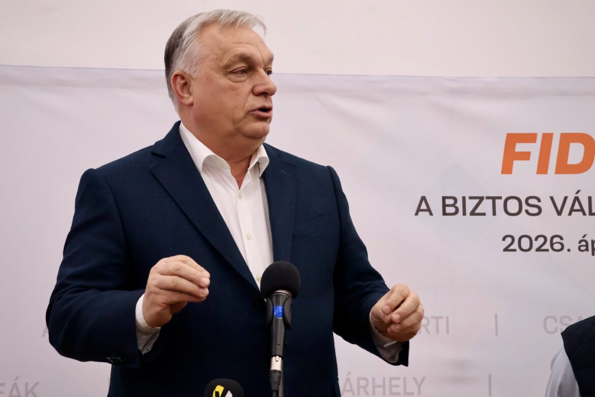 Orbán Viktor miniszterelnök Mártélyon, Czirbus Gábor választási fórumán. Fotó: Jeszenszky Zoltán