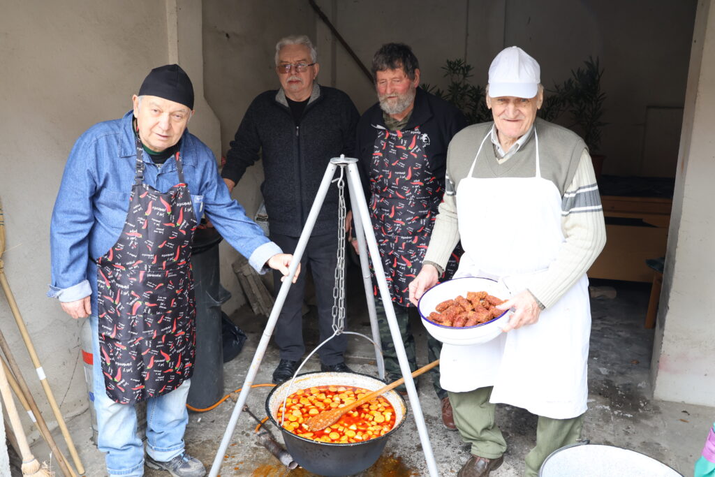 mozgáskorlátozottak, Makó, farsang