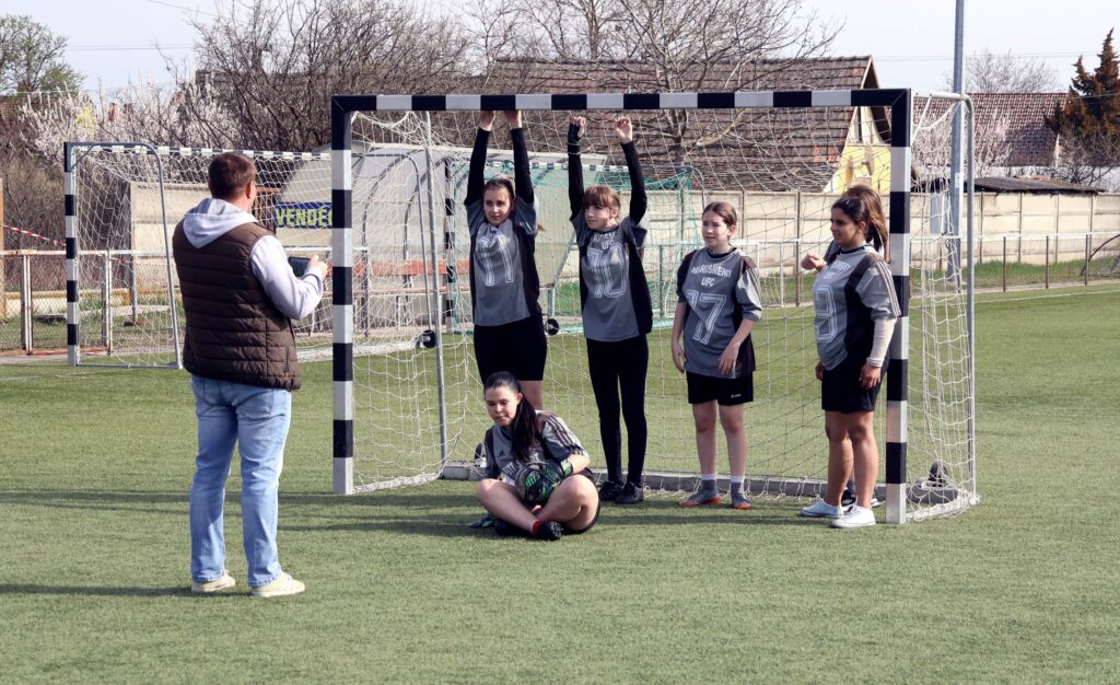 Szikszai György Református Általános Iskola labdarúgócsapata, Makó, Makó Aréna, fotó: Jeszenszky Zoltán
