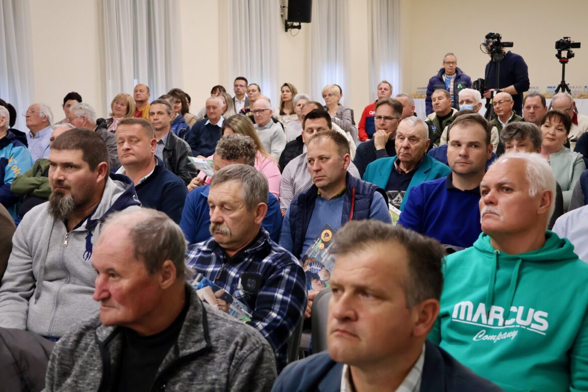 Gazdafórum Makón, a Nemzeti Agrárgazdasági Kamara (NAK) és a Magyar Gazdakörök és Gazdaszövetkezetek Szövetsége (MAGOSZ) közös rendezvénye 2026. március 26-án, a Korona szállóban. Fotó: Jeszenszky Zoltán