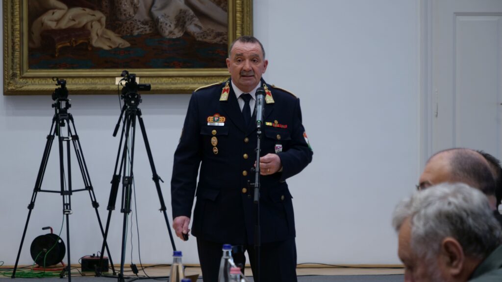 makói képviselő-testület ülése, 2026. március 25., fotó: Rácz Richárd, Balogh Róbert tűzoltó alezredes, tűzoltóparancsnok